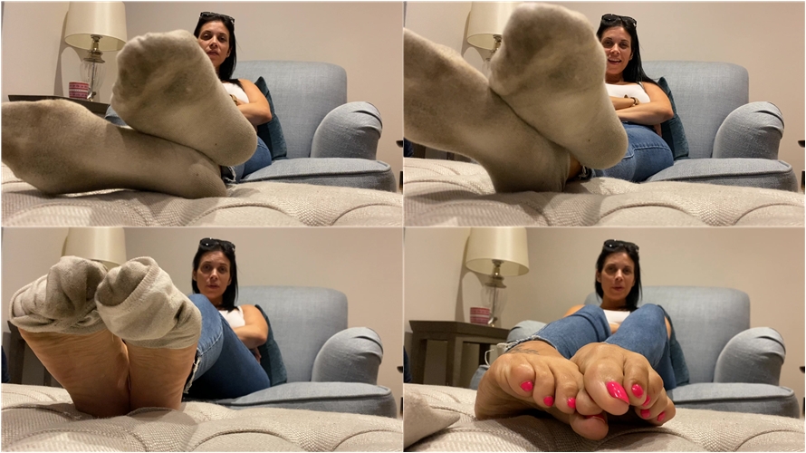 Feetwonders - Dirty socks and feet JOI